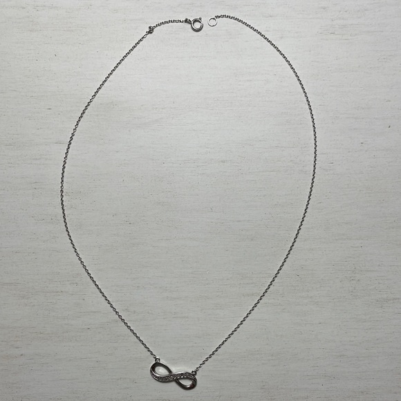 Infinity sliver necklace - Picture 1 of 3